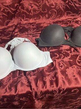 Victoria's Secret Smooth Molded T-Shirt Bras - Light Blue and Black 38D